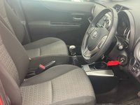 USED 2014 14 TOYOTA YARIS 1.3 VVT-I ICON PLUS 5d 99 BHP 
