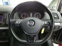 USED 2021 70 VOLKSWAGEN SHARAN 1.4 SE NAVIGATION TSI DSG 5d 148 BHP 7 SEAT SAT NAV CRUISE CONTROL PARKING SENORS 1 OWNER SERVICE HISTORY 6 MONTHS GOLD WARRANTY
