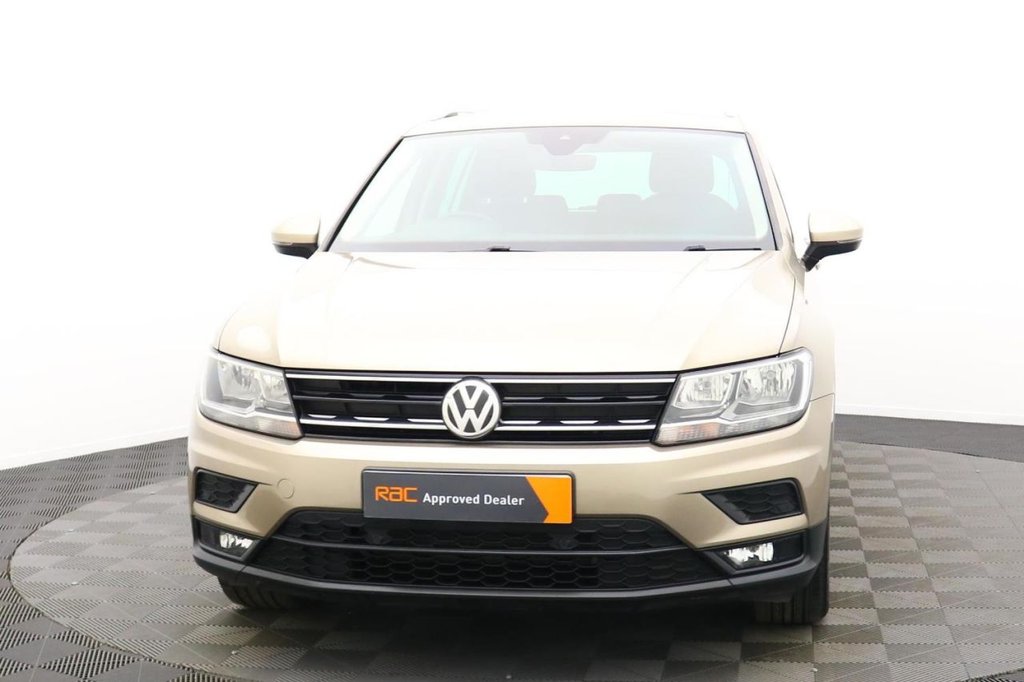 USED 2018 67 VOLKSWAGEN TIGUAN 2.0 SE NAV TDI BMT 5d 148 BHP Sat Nav Apple Car Play