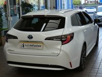 USED 2021 21 TOYOTA COROLLA 1.8 DESIGN 5d 121 BHP SAT NAV PART LEATHER HEATED SEATS REAR VIEW CAMERA CRUISE CONTROL PARKING SENSORS 1 OWNER SERVICE HISTORY 10 YR TOYOTA WARRANTY TILL APRIL 2031