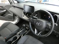 USED 2021 21 TOYOTA COROLLA 1.8 DESIGN 5d 121 BHP SAT NAV PART LEATHER HEATED SEATS REAR VIEW CAMERA CRUISE CONTROL PARKING SENSORS 1 OWNER SERVICE HISTORY 10 YR TOYOTA WARRANTY TILL APRIL 2031