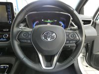 USED 2021 21 TOYOTA COROLLA 1.8 DESIGN 5d 121 BHP SAT NAV PART LEATHER HEATED SEATS REAR VIEW CAMERA CRUISE CONTROL PARKING SENSORS 1 OWNER SERVICE HISTORY 10 YR TOYOTA WARRANTY TILL APRIL 2031