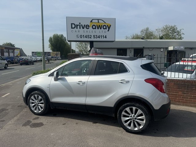 2015 15 Vauxhall Mokka 1.4 SE S/S 5d 138 BHP