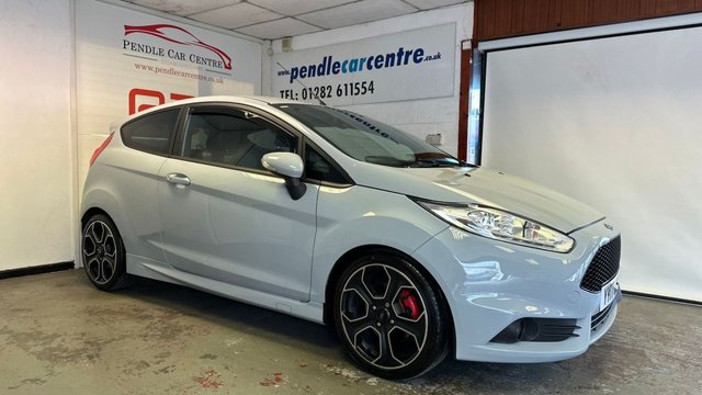 2017 FORD FIESTA - Photo 5