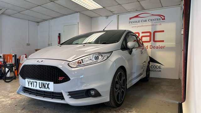 2017 FORD FIESTA - Photo 11