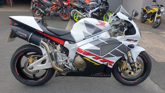 2002 02 Honda VTR 1000 SP2 Super Sports