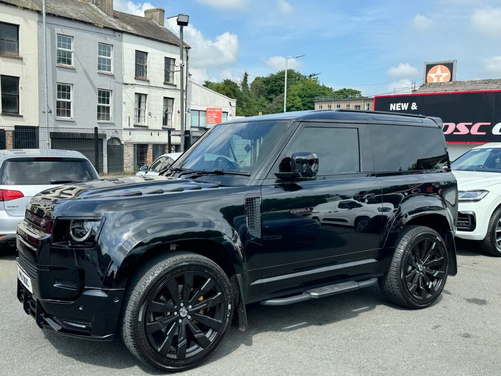 USED 2023 P LAND ROVER DEFENDER 3.0 X-DYNAMIC HSE 3d 246 BHP FULL BODYKIT FITTED