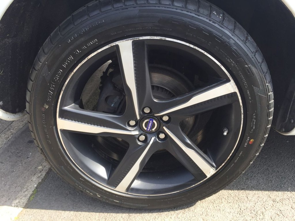 USED 2014 64 VOLVO XC60 2.4 D4 R-DESIGN LUX NAV AWD 5d 178 BHP FULL SERICE HISTORY POLESTAR UPGRAD