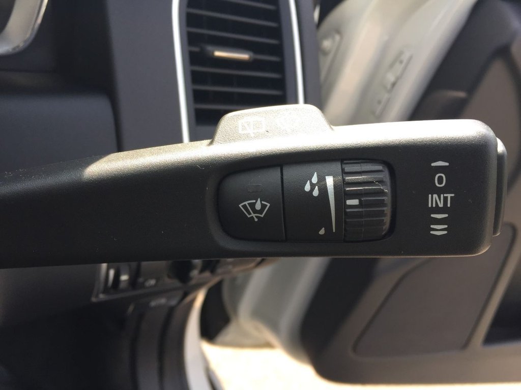 USED 2014 64 VOLVO XC60 2.4 D4 R-DESIGN LUX NAV AWD 5d 178 BHP FULL SERICE HISTORY POLESTAR UPGRAD