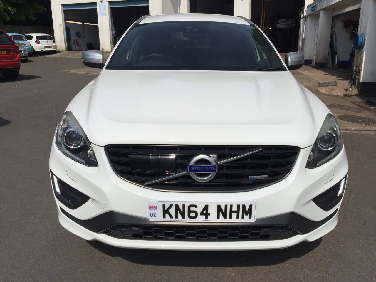 2014 Volvo Xc60 D4 R-Design Lux Nav Awd £16,500