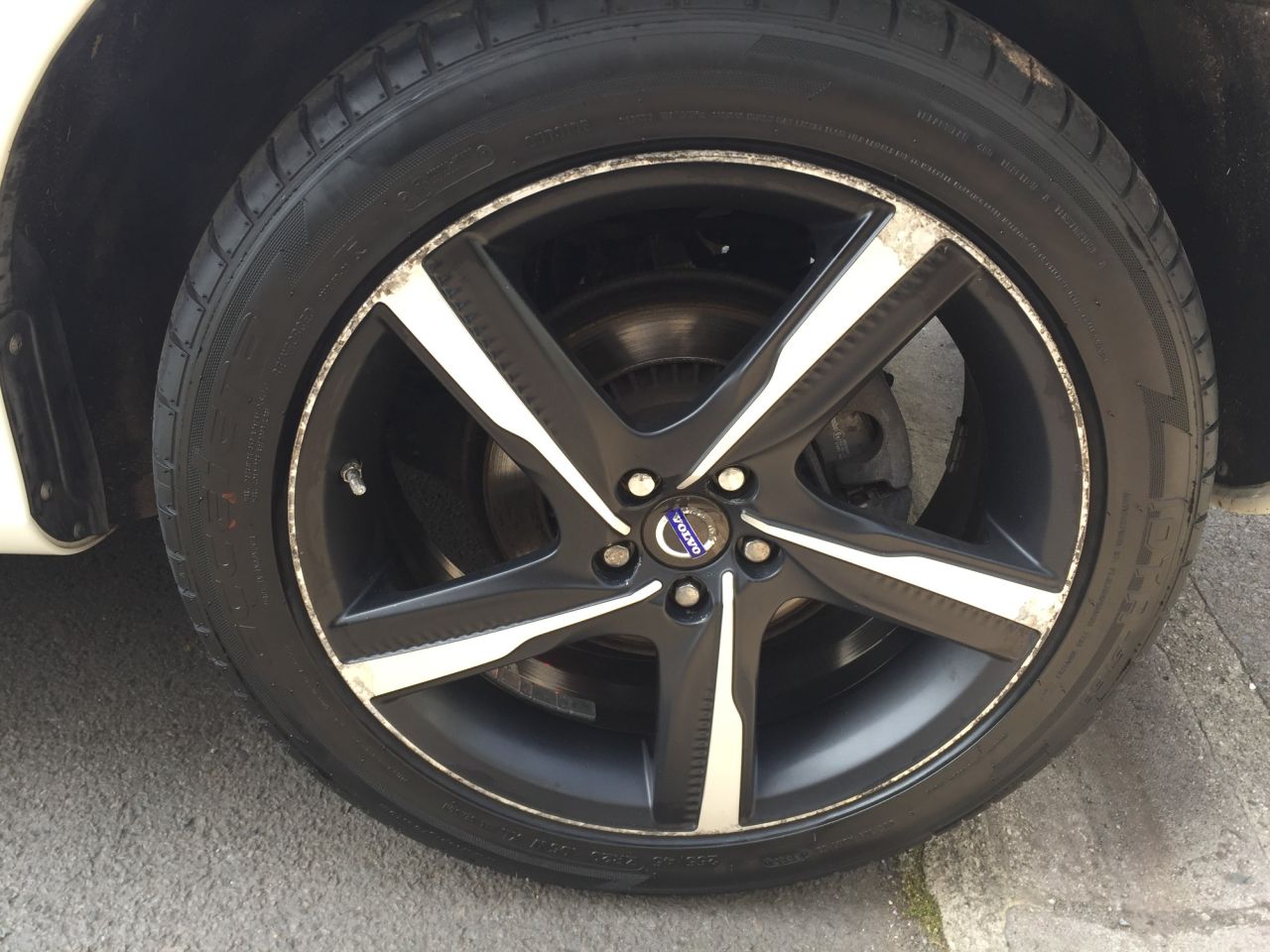2014 Volvo Xc60 D4 R-Design Lux Nav Awd £16,500