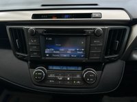 USED 2015 65 TOYOTA RAV4 2.0 D-4D ICON 5d 124 BHP THIS CAR COMES WITH 6 MONTHS WARRANTY, BREAKDOWN COVER AND RECOVERY +  REAR VIEW CAMERA+  DUAL CLIMATE CONTROL+  PRIVACY SCREEN +  FRONT AND REAR SENSORS +  HEATED SEATS+  AUX+  USB+  CRUISE CONTROL +  BLUETOOTH CONNECTION+  AUDIO CONNECTIVITY+  DAB RADIO+  18 INCH ALLOY WHEELS