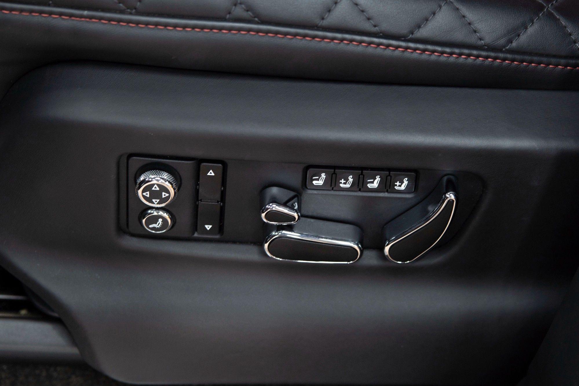 USED 2017 67 BENTLEY BENTAYGA W12 6.0 