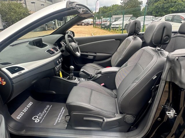 2012 Renault Megane - Photo 12