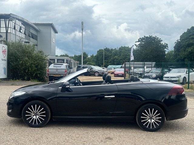 2012 Renault Megane - Photo 3