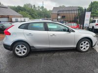 USED 2015 15 VOLVO V40 1.6 D2 CROSS COUNTRY SE 5d 113 BHP THIS CAR COMES WITH 6 MONTHS WARRANTY BREAKDOWN COVER AND RECOVERY +   CRUISE CONTROL +  DAB RADIO +  BLUETOOTH PHONE+  AUDIO CONNECTIVITY+  USB CONNECTION+  FRONT HEATED SEATS+  COLLISION CONTROL+  RAIN SENSORS+  HALF LEATHER TRIM+  DUAL ZONE CLIMATE CONTROL+  16 INCH ALLOY WHEELS