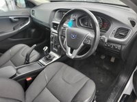 USED 2015 15 VOLVO V40 1.6 D2 CROSS COUNTRY SE 5d 113 BHP THIS CAR COMES WITH 6 MONTHS WARRANTY BREAKDOWN COVER AND RECOVERY +   CRUISE CONTROL +  DAB RADIO +  BLUETOOTH PHONE+  AUDIO CONNECTIVITY+  USB CONNECTION+  FRONT HEATED SEATS+  COLLISION CONTROL+  RAIN SENSORS+  HALF LEATHER TRIM+  DUAL ZONE CLIMATE CONTROL+  16 INCH ALLOY WHEELS