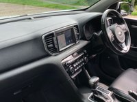 USED 2017 17 KIA SPORTAGE 1.7 CRDI 3 ISG 5d 139 BHP GREAT SPEC 2017 KIA SPORTAGE 3 CRDi SUV 5DR AUTOMATIC - FULL HEATED LEATHER - PANORAMIC GLASS ROOF - SATELLITE NAVIGATION - 2 OWNERS - SERVICE HISTORY