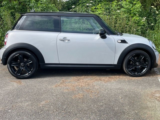 View our MINI HATCH COOPER