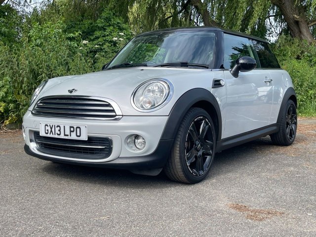 2013 13 MINI Hatch Cooper 1.6 COOPER 3d 122 BHP