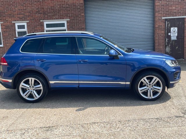 View our VOLKSWAGEN TOUAREG