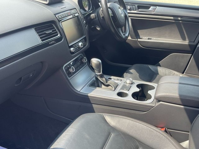 View our VOLKSWAGEN TOUAREG