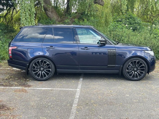 View our LAND ROVER RANGE ROVER