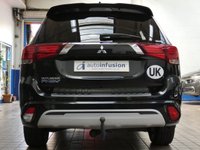 USED 2020 70 MITSUBISHI OUTLANDER 2.4 PHEV EXCEED SAFETY 5d 222 BHP SAT NAV HEATED LEATHER INTERIOR REAR VIEW CAMERA CRUISE CONTROL PARKING SENSORS 1 OWNER EXCELLENT SERVICE HISTORY MITSUBISHI WARRANTY TILL SEPT 2025