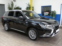 USED 2020 70 MITSUBISHI OUTLANDER 2.4 PHEV EXCEED SAFETY 5d 222 BHP SAT NAV HEATED LEATHER INTERIOR REAR VIEW CAMERA CRUISE CONTROL PARKING SENSORS 1 OWNER EXCELLENT SERVICE HISTORY MITSUBISHI WARRANTY TILL SEPT 2025