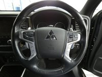 USED 2020 70 MITSUBISHI OUTLANDER 2.4 PHEV EXCEED SAFETY 5d 222 BHP SAT NAV HEATED LEATHER INTERIOR REAR VIEW CAMERA CRUISE CONTROL PARKING SENSORS 1 OWNER EXCELLENT SERVICE HISTORY MITSUBISHI WARRANTY TILL SEPT 2025