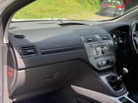 USED 2012 12 FORD KUGA 2.0 ZETEC TDCI 2WD 5d 138 BHP 