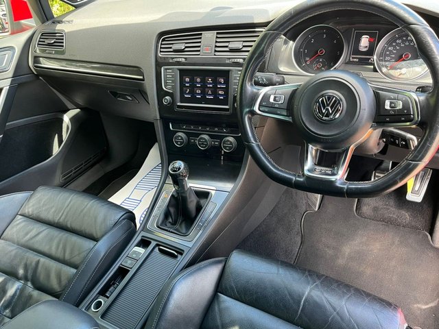 View our VOLKSWAGEN GOLF