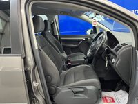 USED 2010 60 VOLKSWAGEN TOURAN 1.6 TDI S MPV 5dr Diesel Manual Euro 5 (105 ps) 
