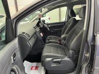 USED 2010 60 VOLKSWAGEN TOURAN 1.6 TDI S MPV 5dr Diesel Manual Euro 5 (105 ps) 