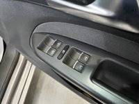 USED 2010 60 VOLKSWAGEN TOURAN 1.6 TDI S MPV 5dr Diesel Manual Euro 5 (105 ps) 