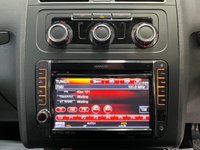 USED 2010 60 VOLKSWAGEN TOURAN 1.6 TDI S MPV 5dr Diesel Manual Euro 5 (105 ps) 