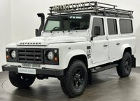 USED 2015 15 LAND ROVER DEFENDER 2.2 TD COUNTY STATION WAGON 5d 122 BHP 54665 Miles, Privacy Glass, Black Roof Rack , Side Runners , 3 Row Seating ,