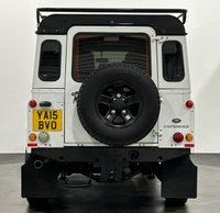 USED 2015 15 LAND ROVER DEFENDER 2.2 TD COUNTY STATION WAGON 5d 122 BHP 54665 Miles, Privacy Glass, Black Roof Rack , Side Runners , 3 Row Seating ,