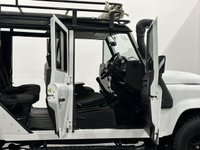 USED 2015 15 LAND ROVER DEFENDER 2.2 TD COUNTY STATION WAGON 5d 122 BHP 54665 Miles, Privacy Glass, Black Roof Rack , Side Runners , 3 Row Seating ,