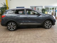 USED 2019 69 RENAULT KADJAR 1.3 GT LINE TCE 5d 139 BHP SAT NAV LEATHER REAR CAMERA PARKING SENSORS 2 OWNERS SERVICE HISTORY