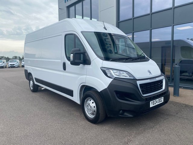 2024 24 Peugeot Boxer 2.2 BLUEHDI 335 L3H2 PROFESSIONAL PREMIUM PLUS 140PS  NAVIGATION