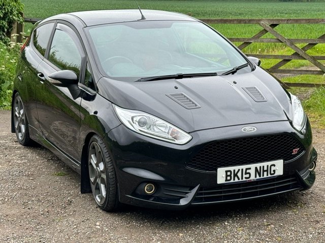 2015 15 Ford Fiesta 1.6 ST-2 3d 180 BHP