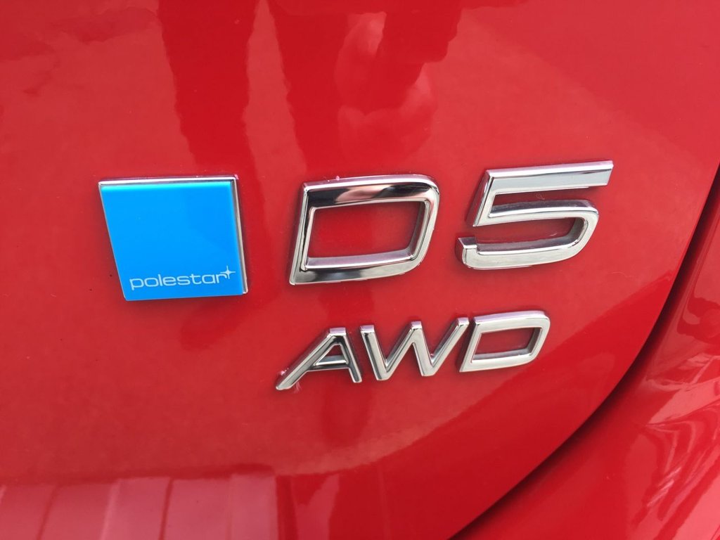 USED 2013 13 VOLVO XC60 2.4 D5 R-DESIGN LUX NAV AWD 5d 212 BHP WINTER PACK REAR SEAT ENTERTAINMENT