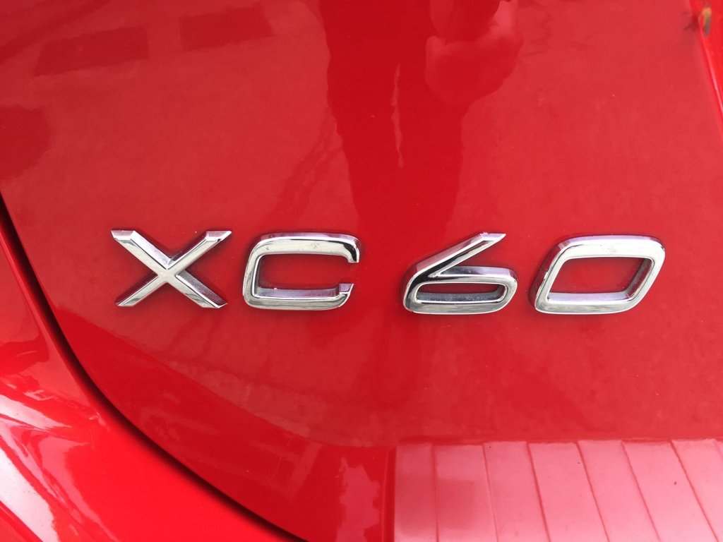 USED 2013 13 VOLVO XC60 2.4 D5 R-DESIGN LUX NAV AWD 5d 212 BHP WINTER PACK REAR SEAT ENTERTAINMENT