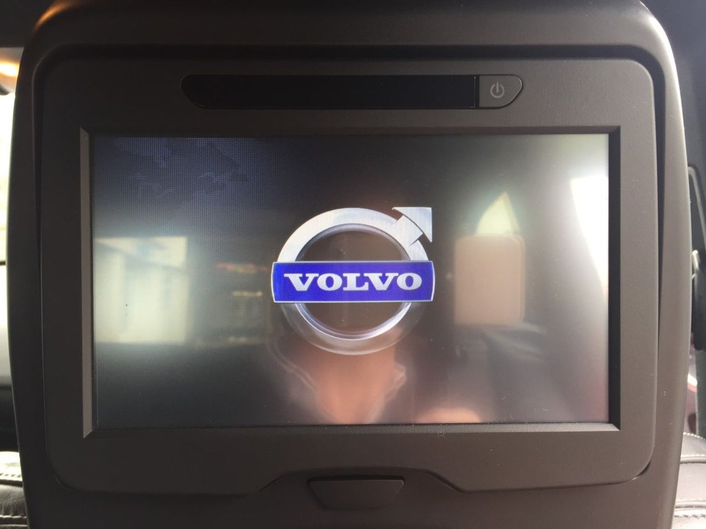 USED 2013 13 VOLVO XC60 2.4 D5 R-DESIGN LUX NAV AWD 5d 212 BHP WINTER PACK REAR SEAT ENTERTAINMENT