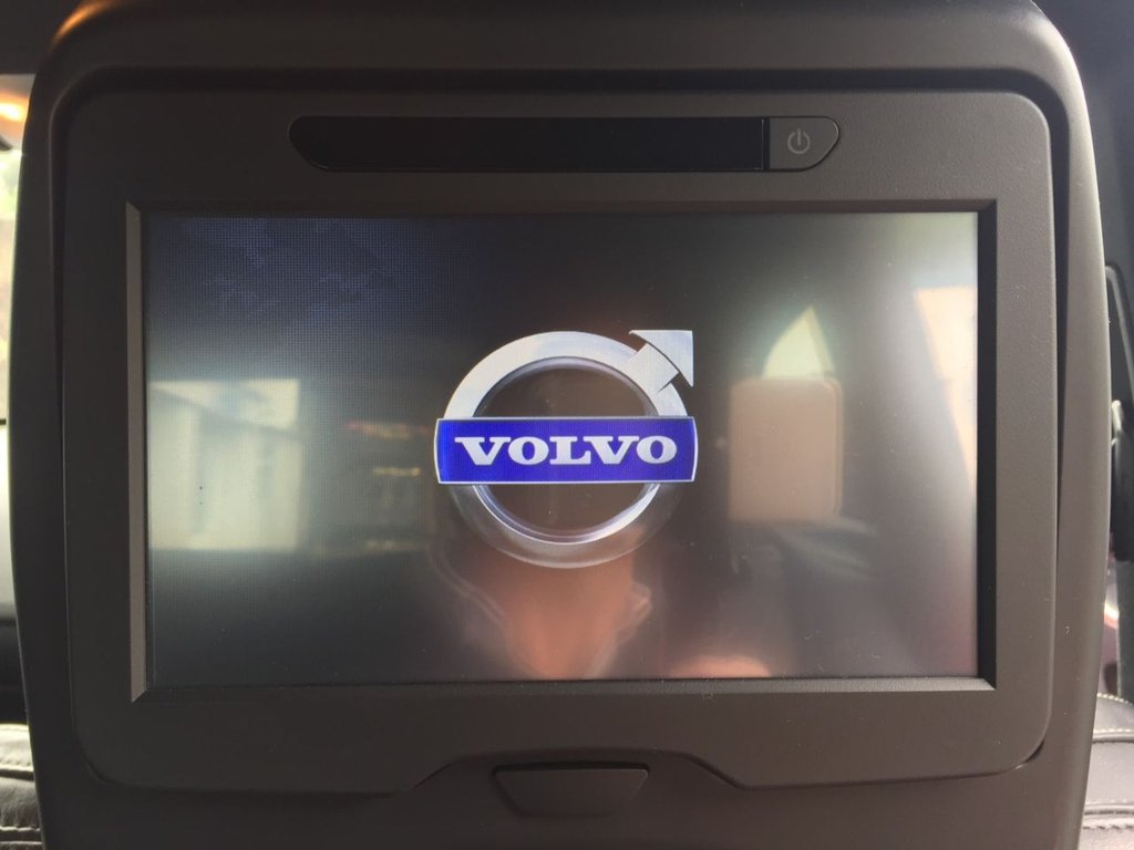 USED 2013 13 VOLVO XC60 2.4 D5 R-DESIGN LUX NAV AWD 5d 212 BHP WINTER PACK REAR SEAT ENTERTAINMENT