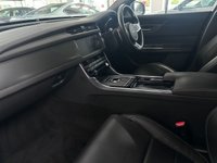 USED 2019 68 JAGUAR XF 3.0 D V6 S 5d 296 BHP LOW MILEAGE + 3 JAGUAR SERVICES!!