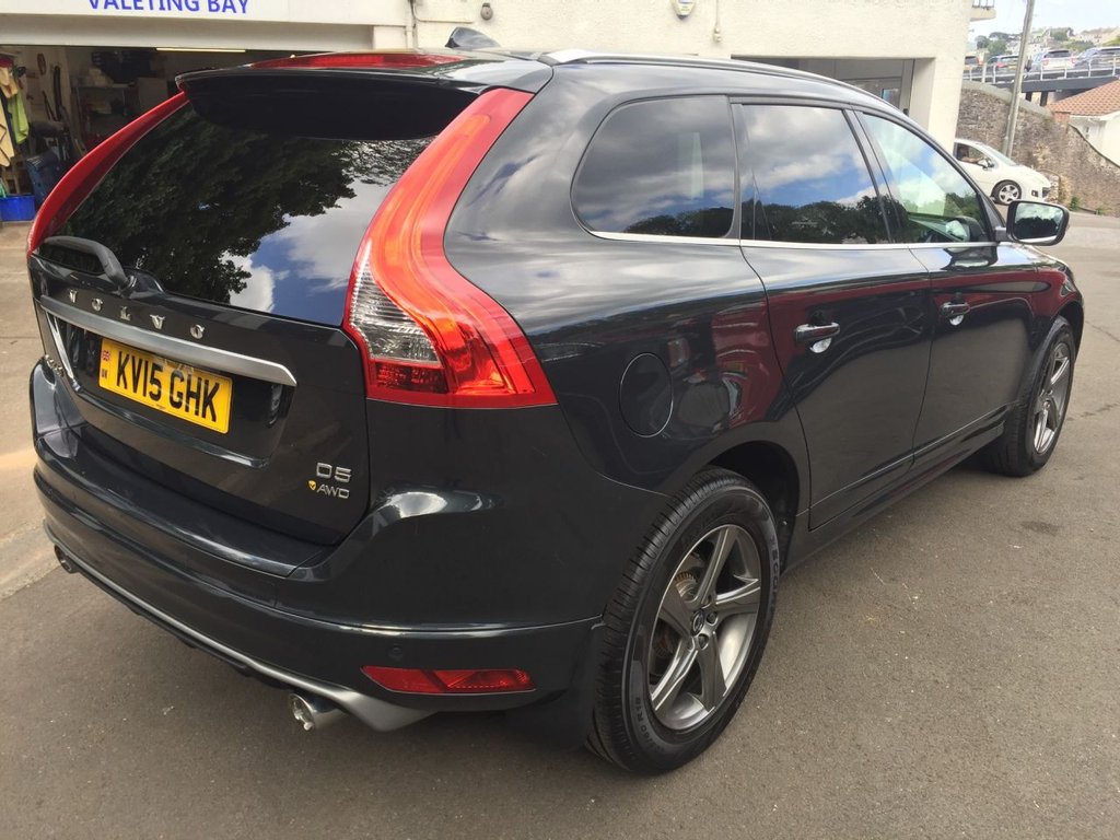 USED 2015 15 VOLVO XC60 2.4 D5 R-DESIGN LUX NAV AWD 5d 212 BHP DRIVERS SUPPORT PACK / WINTER PACK