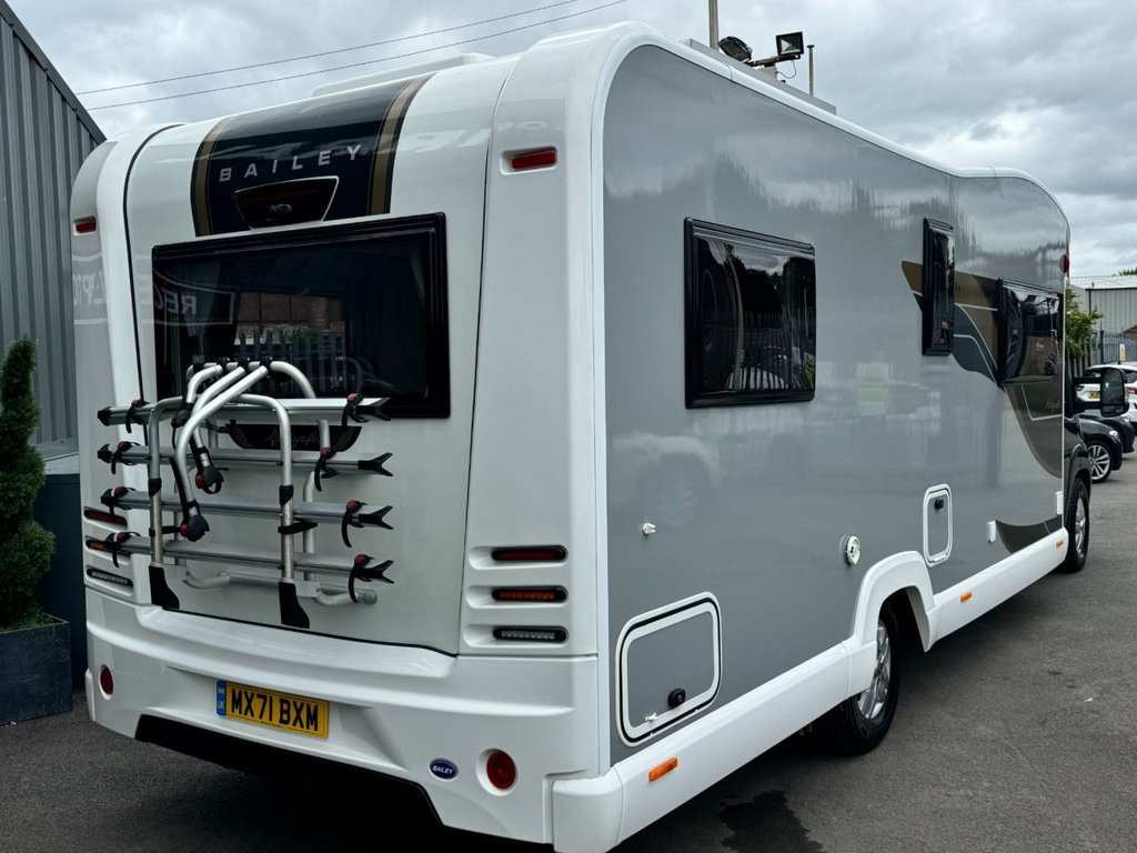 USED 2021 71 BAILEY AUTOGRAPH 81-6 2.2  TOTALLY AS NEW CONDITION