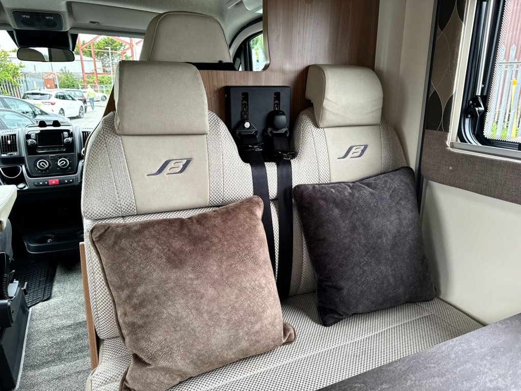 USED 2021 71 BAILEY AUTOGRAPH 81-6 2.2  TOTALLY AS NEW CONDITION